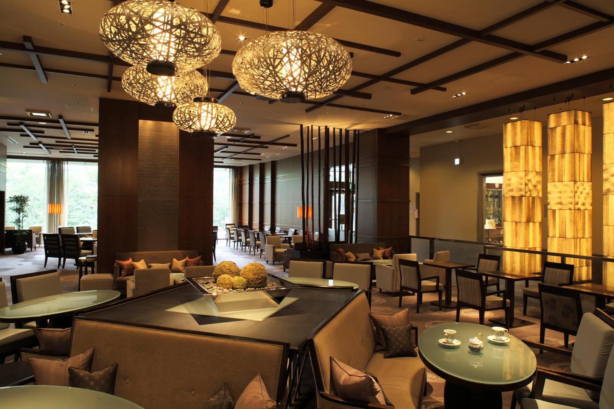 Keio Plaza Hotel Tokyo Esterno foto The interior of the restaurant