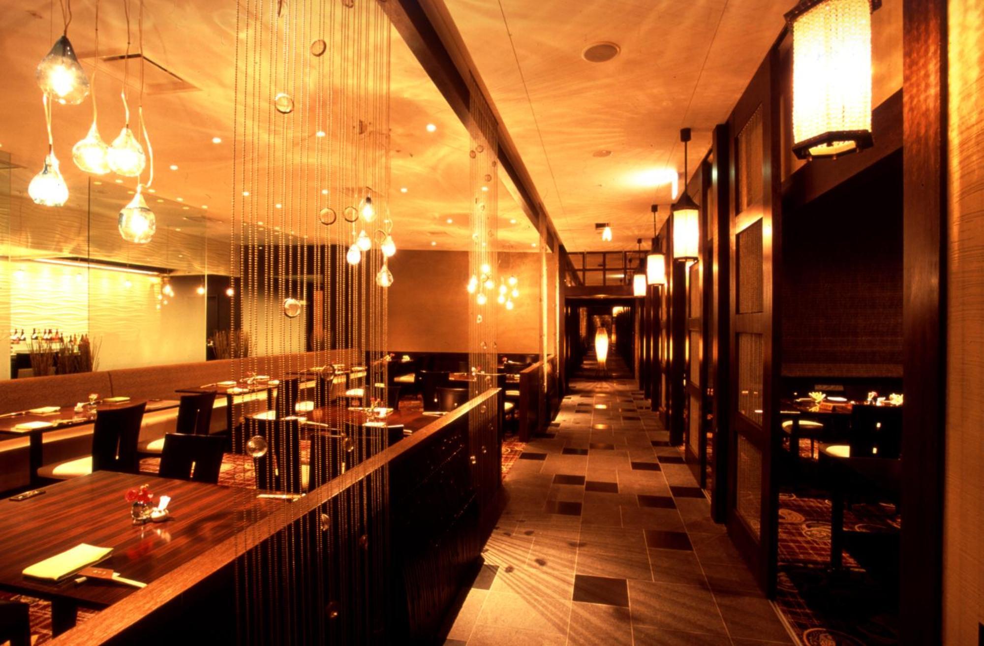 Keio Plaza Hotel Tokyo Esterno foto Interior of a restaurant in Tokyo