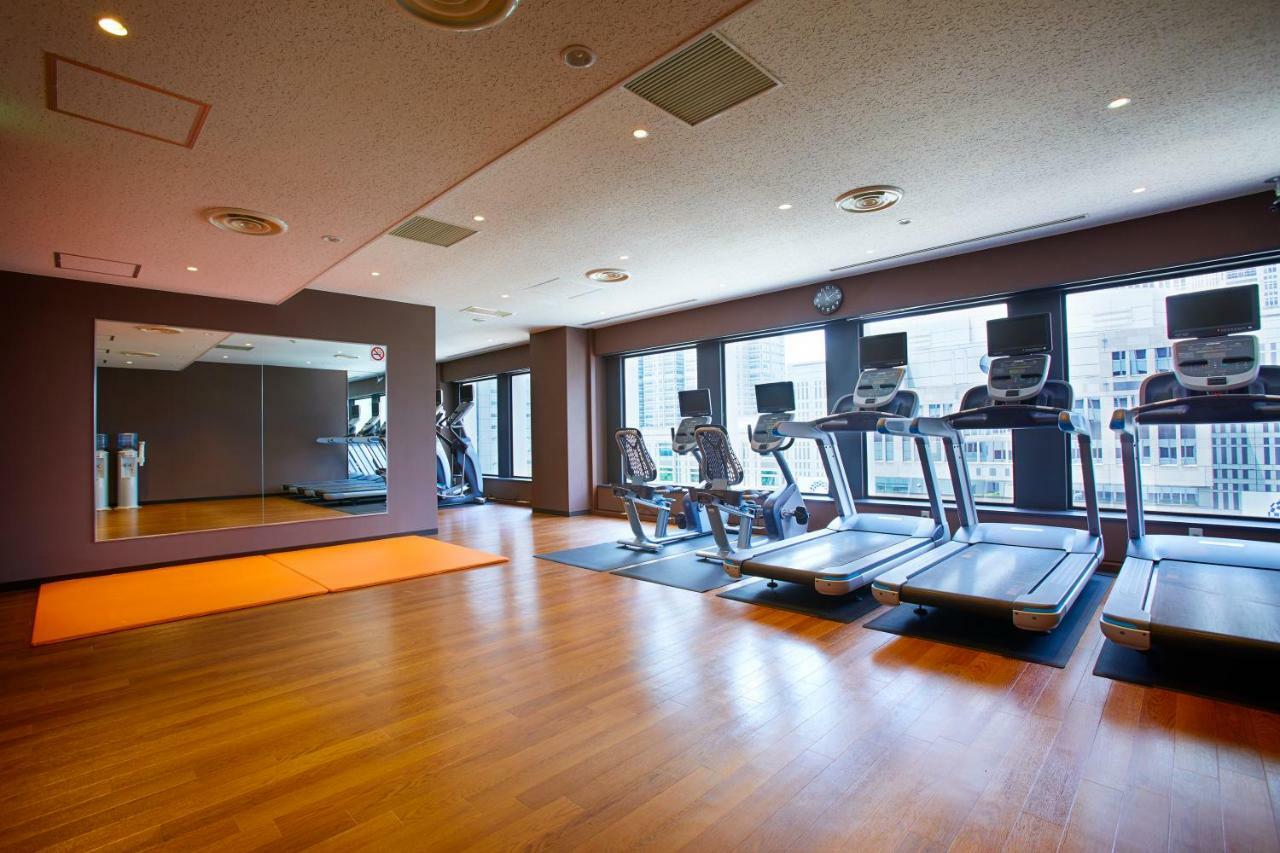 Keio Plaza Hotel Tokyo Esterno foto A gym in a hotel